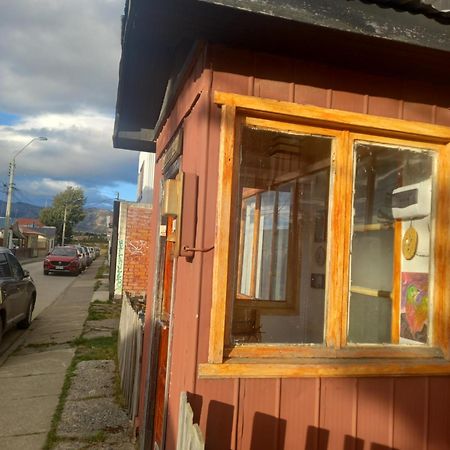 Готель Isaac House Пуерто-Наталес Екстер'єр фото